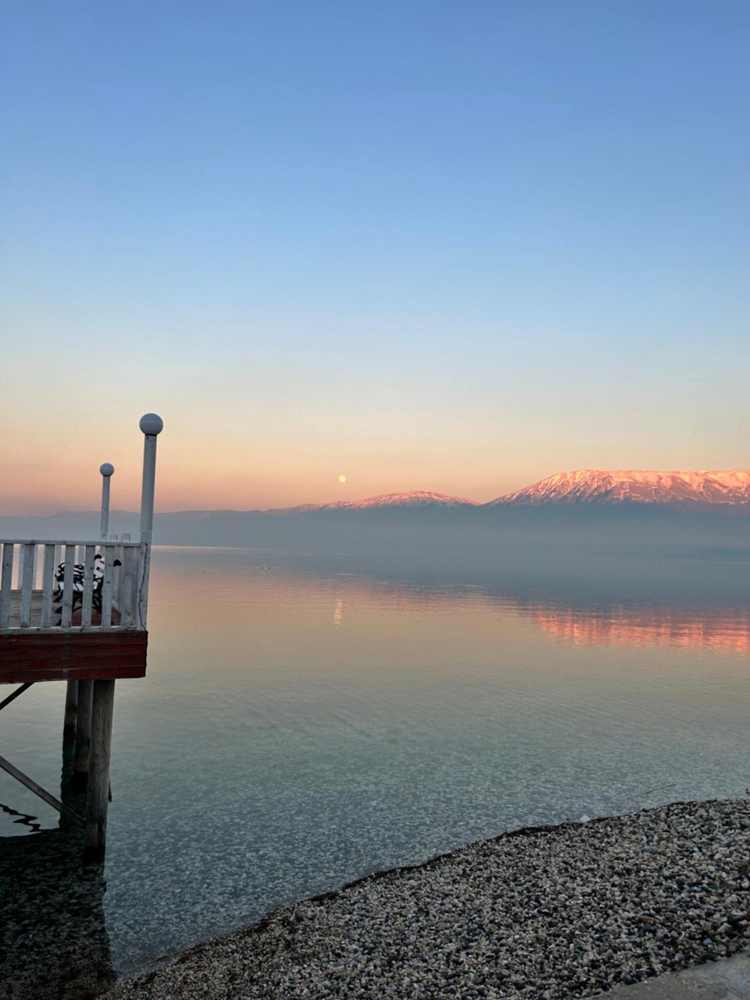 Lake Ohrid Guesthouse "Villa Valentina" Поградец Экстерьер фото